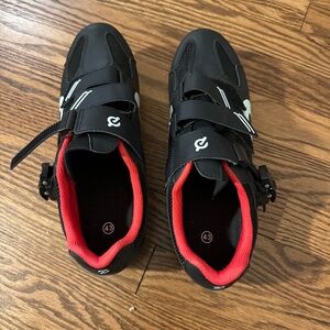 Peloton Shoes size 43